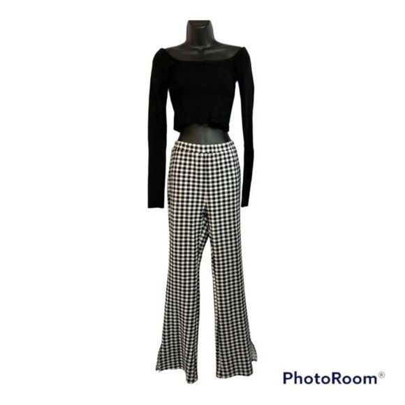 Forever 21 Black Midriff Long-sleeved Shirt - Picture 1 of 4